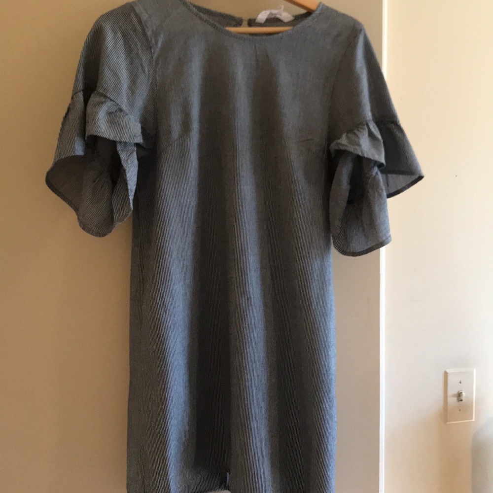 BCBGeneration dress  navy striped shift dress